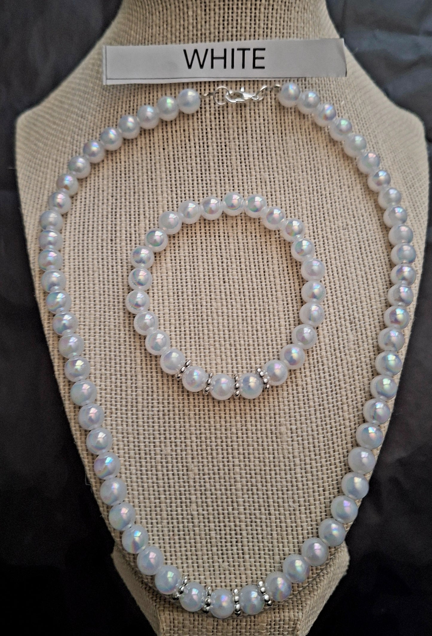 Beaded Necklace and Bracelet Set